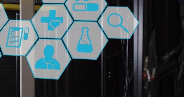 Анимация Научных Медицинских Икон Обработкой Данных Через Компьютерные Серверы Глобальная — стоковое видео