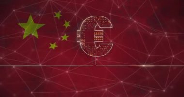 Çin bayrağı üzerinde avro para birimi işareti ve mali veri işleme animasyonu. Küresel finans, işletme, bağlantılar, hesaplama ve veri işleme kavramı, dijital olarak oluşturulmuş video.