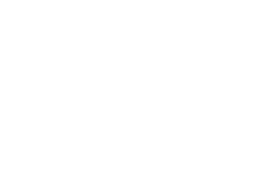 Şeffaf arkaplanda tablet kullanan ellerin dijital png çizimi. İzole vektör, dijital arayüz, hesaplama ve iletişim.