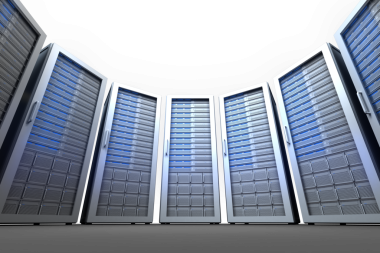 Şeffaf arkaplan üzerindeki bilgisayar sunucu kulelerinin dijital png çizimi. İzole görüntü, dijital veri, teknoloji, iletişim ve depolama.