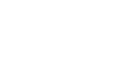 Akıllı telefon kullanan dijital png silueti ve şeffaf arka planda akıllı seğirme. İzole görüntü, iletişim ve teknoloji.