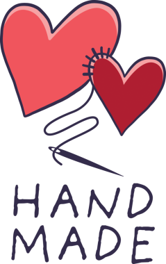 Şeffaf arkaplanda el yapımı metni olan kalplerin dijital png çizimi. İzole görüntü, aşk ve romantizm kavramı.