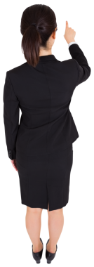 Asyalı iş kadınının şeffaf arka planda işaret parmağı gösteren dijital png fotoğrafı. İzole fotoğraf, profesyoneller ve iş adamları.