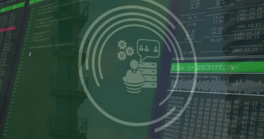 Yeşil dijital ekranlarda teknik simgeler ve veri işleme imgeleri. Veri işleme ve teknoloji konsepti dijital olarak oluşturuldu.