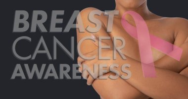 Göğüs kanserinin farkındalık mesajı, göğüsleri örten kadının görüntüsü. Göğüs kanseri pozitif farkındalık kampanyası konsepti dijital olarak oluşturuldu