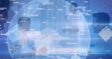 İş adamları üzerindeki bağlantı ağının küresel görüntüsü. küresel iş, çevrimiçi bağlantılar, dijital arayüz ve dijital olarak oluşturulan iletişim konsepti.