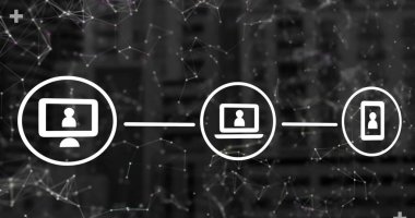 Bilgisayar ekranlarının ve telefon ekranının soyut arkaplanda daireler çizen görüntüleri. Hologram, dijital olarak oluşturulmuş, telekomünikasyon, bağlantı, gelecek, internet ve teknoloji.