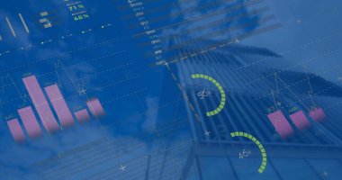 Yüksek binanın düşük açılı görüntüsüyle istatistiksel veri işleme görüntüsü. İş veri teknolojisi kavramı