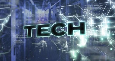 Sunucu odasında bilgisayar dili ve navigasyon desenli teknik metin görüntüsü. Dijital bileşik, kodlama, programlama dili, veri merkezi, ağ, teknoloji ve ağ sunucu kavramı.