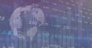 Yüksek binalara karşı dönen dünya üzerinde istatistiksel ve borsa veri işleme görüntüsü. Küresel ekonomi ve iş veri teknolojisi kavramı