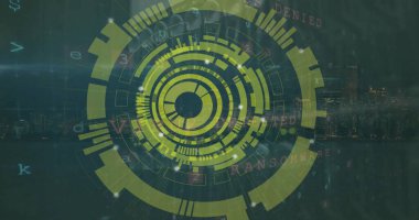 Bilgisayar sunucu odasında dairesel tarayıcı, veri işleme ve güvenlik uyarı metni görüntüsü. Veri, güvenlik, dijital arayüz, siber suç ve küresel iletişim, dijital olarak oluşturulmuş görüntü.