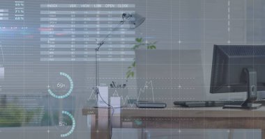 Ofis masasındaki ekipmanlara karşı istatistiksel veri işleme resmi. Bilgisayar arayüzü ve iş veri teknolojisi kavramı