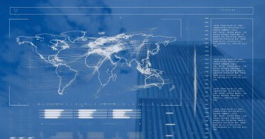 Veri işleme ve dünya haritasıyla birlikte yüksek binanın alçak açılı görüntüsüne karşı arayüz görüntüsü. Bilgisayar arayüzü ve iş teknolojisi kavramı