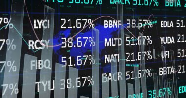 Dünya haritasında kara zemine karşı istatistiksel ve borsa veri işleme görüntüsü. Küresel ekonomi ve iş veri teknolojisi kavramı