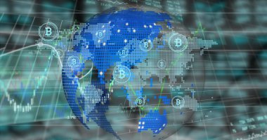 Bitcoin sembolleri ve veri grafikleriyle dijital dünya haritası. Küresel kripto para birimi ticaretini ve engelleme teknolojisini gösteren kavram