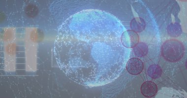 Birbirine bağlı çizgileri ve küresel bağlantıyı temsil eden düğümleri olan dijital bir küre. Veri görselleştirmeleri ve ağ desenleri ile soyut arkaplan