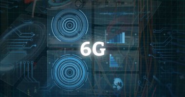 Sunucu üzerinde 6G metin ve veri işleme ile tarama kapsamı resmi. Küresel teknoloji, bilgisayar ve dijital arayüz kavramı dijital olarak oluşturulmuş görüntü.