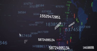 Gri arka planda birden fazla değişen sayılar ve finansal veri işleme görüntüsü. Küresel finans ve iş teknolojisi kavramı