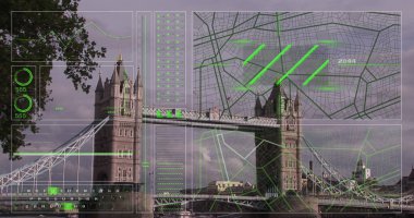 Londra Köprüsü 'nün görüntüsüyle veri işleme arayüzünün görüntüsü. Küresel ağ ve iş teknolojisi kavramı