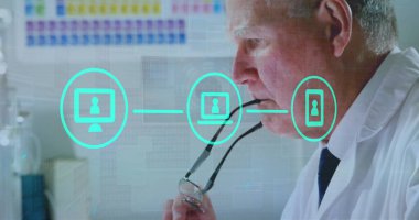 Kafkas erkek bilim adamının dizüstü bilgisayarı kullanarak veri işleme görüntüsü. Küresel bilim, bilgisayar ve veri işleme kavramı dijital olarak oluşturulmuş görüntü.