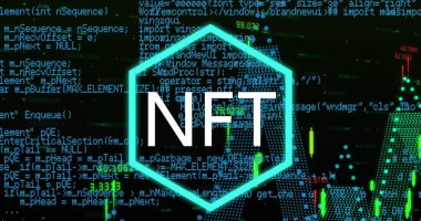 Grafikler, programlama dili ve siyah arkaplan üzerindeki sayılar üzerinde altıgen içindeki nft metnin resmi. Dijital olarak üretilmiş, hologram, rapor, kripto para birimi, kodlama, makine öğrenme ve teknoloji.