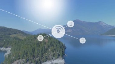 Göl ve dağ manzarası üzerinde bağlantılar ve veri işleme animasyonu ağı. Teknoloji, doğa, dijital, üst üste, fütüristik, iletişim