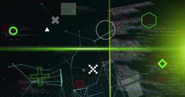 Ağ üzerinden dönen şekillerin ve sarı tarayıcı ışınlarının görüntüsü ve siyaha işlenen veri. Bağlantı, veri, ai, işleme, dijital arayüz ve iletişim, dijital olarak oluşturulmuş görüntü.