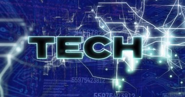 Teknoloji metni üzerinden finansal veri işleme resmi. Küresel iş, ağlar, bağlantılar, hesaplama ve veri işleme kavramı dijital olarak oluşturuldu.