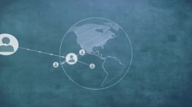Mavi arkaplandaki dünya üzerindeki simgelerle bağlantı ağının animasyonu. Küresel teknoloji, hesaplama, bağlantılar ve dijital arayüz konsepti dijital olarak oluşturulmuş video.