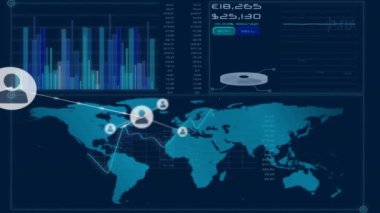Siyah arkaplanda veri işleme üzerine simgelerle bağlantı ağının animasyonu. Küresel teknoloji, hesaplama, bağlantılar ve dijital arayüz konsepti dijital olarak oluşturulmuş video.