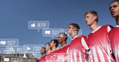 Çeşitli ragbi oyuncuları üzerinde simge ve veri işleme animasyonları. Küresel spor, rekabet, bağlantılar, hesaplama ve veri işleme kavramı dijital olarak oluşturulmuş video.