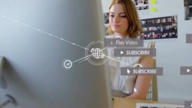 Akıllı telefon kullanan Kafkasyalı iş kadını üzerindeki simgelerle bağlantı ağının animasyonu. Küresel iş, bağlantılar, hesaplama ve veri işleme kavramı dijital olarak oluşturulmuş video.