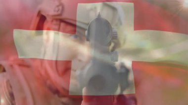 Kafkasyalı silahlı asker yerine İsviçre bayrağının canlandırılması. Silahlı kuvvetler, savaş, çatışma, vatanseverlik ve savunma konsepti dijital olarak oluşturulmuş video.