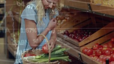 Marketten meyve alan bir kadın hakkında borsa veri animasyonu. Maliye, ekonomi, süpermarket, bakkaliye, yatırım, ticaret