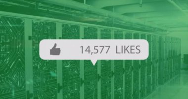 Sevilen metin ve dijital veri işlemlerinin animasyonu ve bilgisayar sunucuları üzerinde 6G metin. Dijital olarak oluşturulmuş küresel sosyal medya, bağlantılar, hesaplama ve veri işleme kavramı.