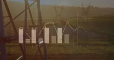 Elektrik direkleri üzerinde veri işleme animasyonu. Güç, ekoloji, bilgisayar ve dijital arayüz kavramı dijital olarak oluşturulmuş video.