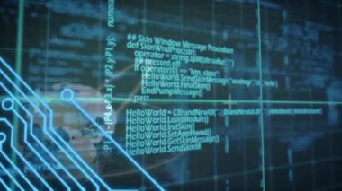 Bilgisayar devre kartından dijital veri işleme animasyonu. Dijital olarak oluşturulmuş küresel bağlantılar, hesaplama ve veri işleme kavramı.