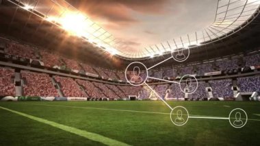 Boş stadyumun üzerindeki simgelerle bağlantı ağının animasyonu. Küresel spor, bağlantılar ve dijital arayüz kavramı dijital olarak oluşturulmuş video.
