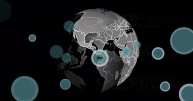 Dünya üzerinde 5G ve 6G metin ve veri işleme animasyonları. Dijital olarak oluşturulmuş küresel bağlantılar, hesaplama ve veri işleme kavramı.