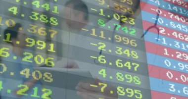 Borsa veri animasyonunda çeşitli tıp uzmanları tartışılıyor. Maliye, sağlık, teknoloji, takım çalışması, analitik, işbirliği