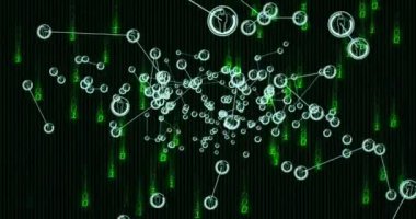 Simgelerle bağlantı ağı üzerinden veri işleme animasyonu. Sosyal medya, teknoloji ve dijital arayüz kavramı dijital olarak oluşturulmuş video.