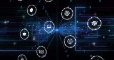 Siyah arkaplanda veri işleme ağı üzerinden iş simgelerinin canlandırılması. Küresel teknoloji, hesaplama, bağlantılar ve dijital arayüz konsepti dijital olarak oluşturulmuş video.