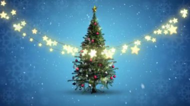 Kar yağarken yılbaşı ağacı animasyonu. Noel, kutlama ve dijital arayüz kavramı dijital olarak oluşturulmuş video.