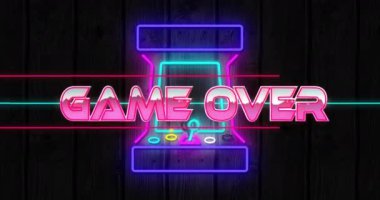 Renkli neon atari salonu üzerinden oyunun animasyonu. Sosyal medya, teknoloji ve dijital arayüz kavramı dijital olarak oluşturulmuş video.