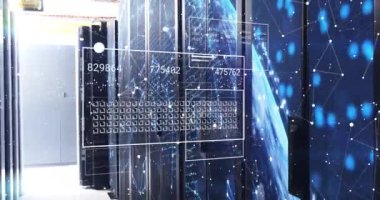 Bilgisayar sunucuları üzerinde dijital veri işleme animasyonu. Dijital olarak oluşturulmuş küresel bağlantılar, hesaplama ve veri işleme kavramı.