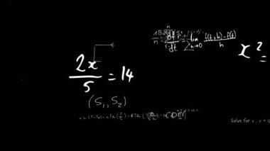 Matematiksel denklemlerin siyah arkaplan üzerindeki animasyonu. Küresel eğitim, öğrenme ve dijital arayüz kavramı dijital olarak oluşturulmuş video.