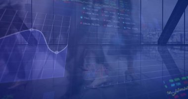 Modern ofis üzerinden finansal veri işleme görüntüsü. Küresel finans, iş, bağlantılar, hesaplama ve veri işleme kavramı dijital olarak oluşturuldu.