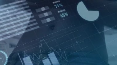İş grafikleri ve istatistikleri üzerinden finansal veri tabloları ve dünya haritası animasyonu. Finans, küresel, analitik, yatırım, ekonomi, teknoloji