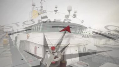 Portun üzerinde motivasyon ve iş metni ile dönen pusula animasyonu. Küresel iş, nakliye, bağlantılar, hesaplama ve veri işleme kavramı, dijital olarak oluşturulmuş video.