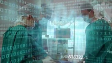 Operasyon, tıbbi alanda dijital veri işleme animasyonu yapan cerrahlar. Cerrahi, sağlık, teknoloji, yenilik, modern